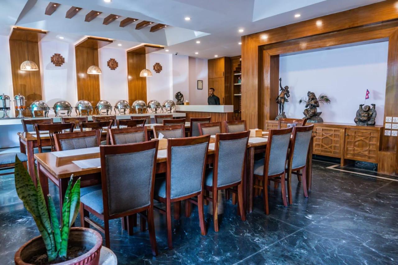 Kathmandu Prince Hotel ภายนอก รูปภาพ