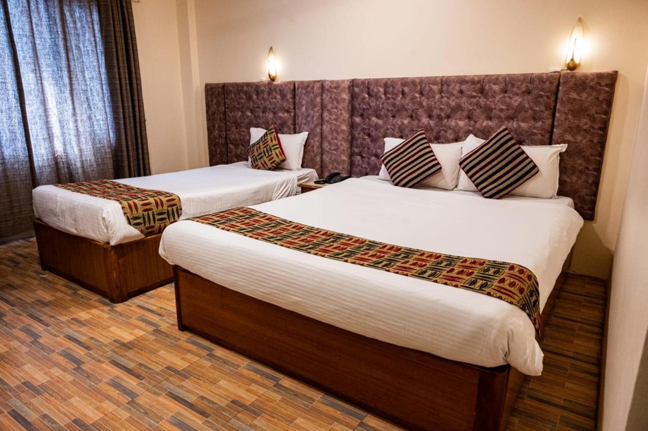 Kathmandu Prince Hotel ภายนอก รูปภาพ