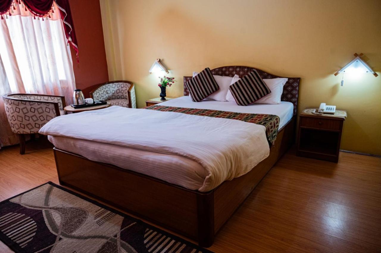 Kathmandu Prince Hotel ภายนอก รูปภาพ