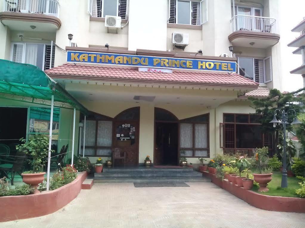 Kathmandu Prince Hotel ภายนอก รูปภาพ